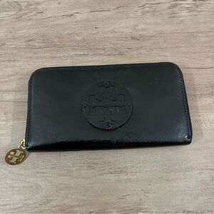 Tory Burch Black Zip Wallet